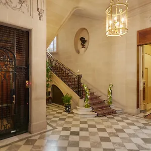 ***** Hotel Raphael França