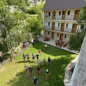 Bujtina Zici Gasthuis